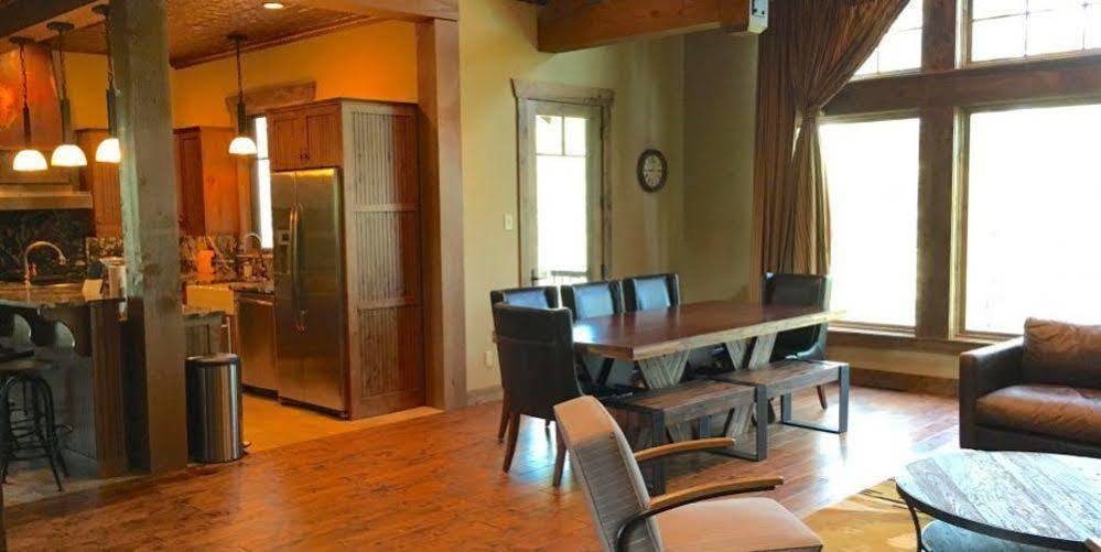 Wilderness Club Hotel Rexford Екстериор снимка